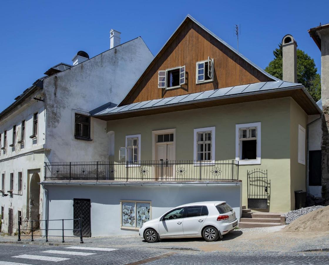 Apartman Charlotte V Dome So Studnou Na Streche Banská Štiavnica Dış mekan fotoğraf